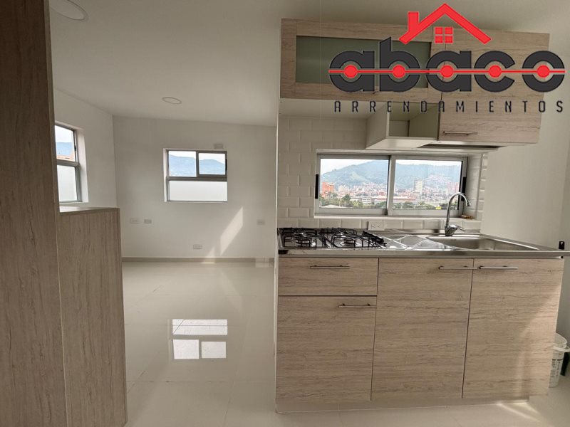 Apartaestudio disponible para Arriendo en Envigado Las Casitas Foto numero 1