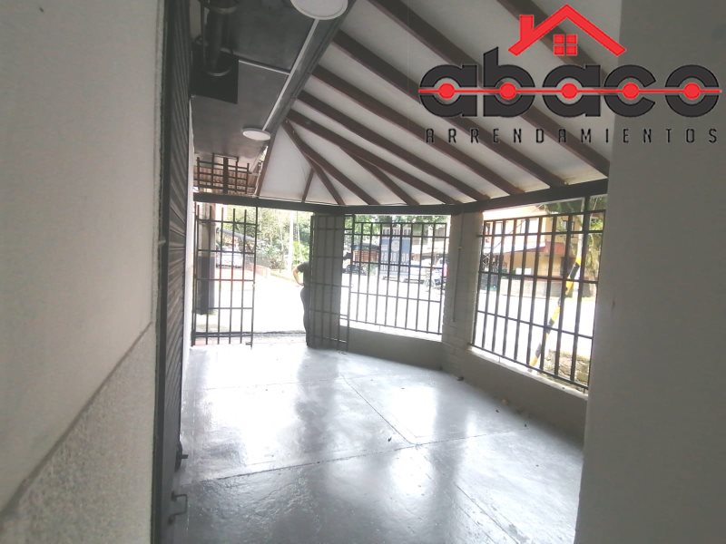 Local disponible para Arriendo en Envigado Obrero Foto numero 1