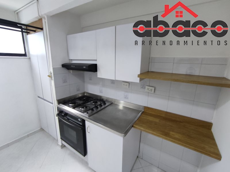 Apartamento disponible para Arriendo en Envigado con un valor de $2,400,000 código 9252