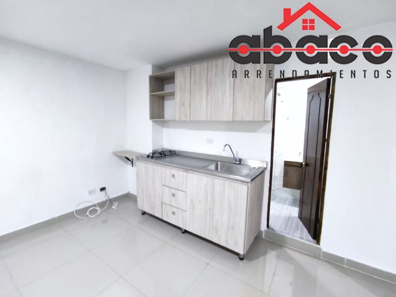 Apartaestudio disponible para Arriendo en Envigado Envigado Centro Foto numero 1