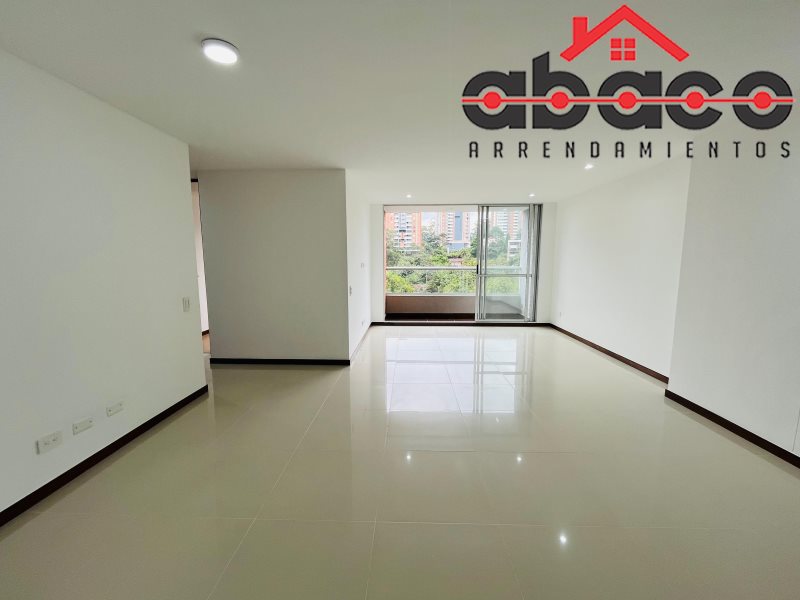 Apartamento disponible para Arriendo en Envigado Loma Del Esmeraldal Foto numero 1