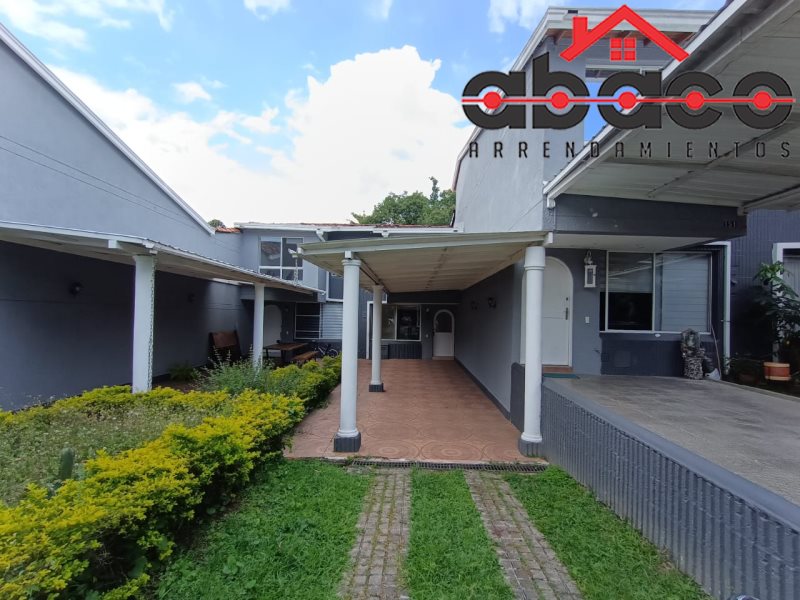Casa disponible para Arriendo en Envigado Las Antillas Foto numero 1