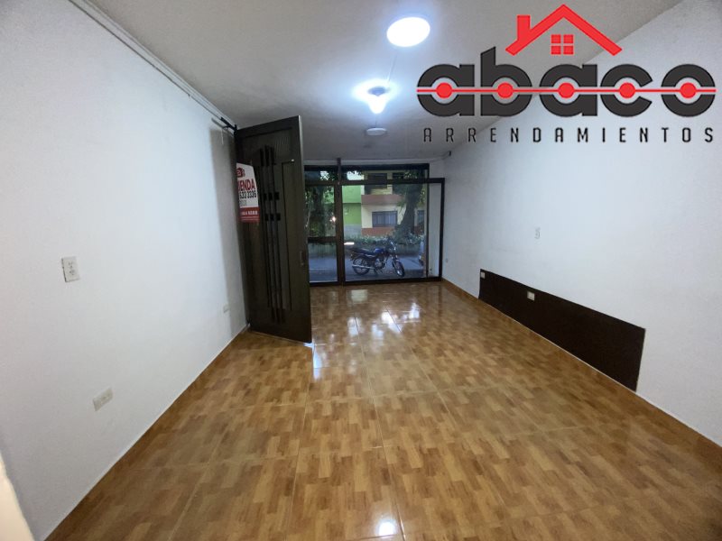 Casa-local disponible para Arriendo en Envigado La Magnolia Foto numero 1
