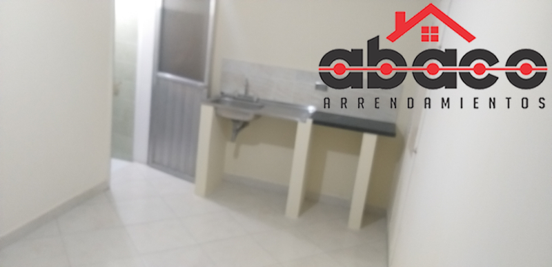 Apartaestudio disponible para Arriendo en Envigado Obrero Foto numero 1