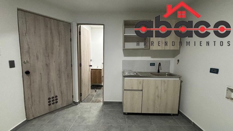 Apartaestudio disponible para Arriendo en Envigado con un valor de $1,700,000 código 13963