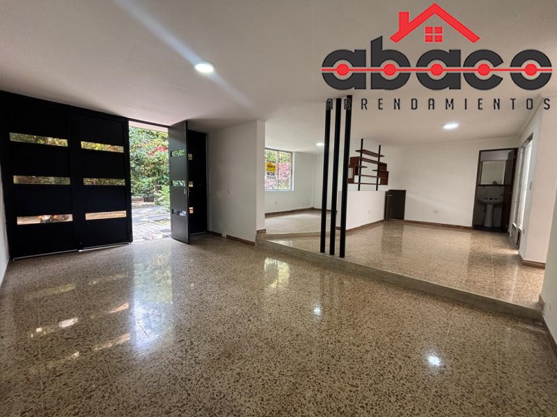 Casa disponible para Ambos en Medellín Belen Foto numero 1