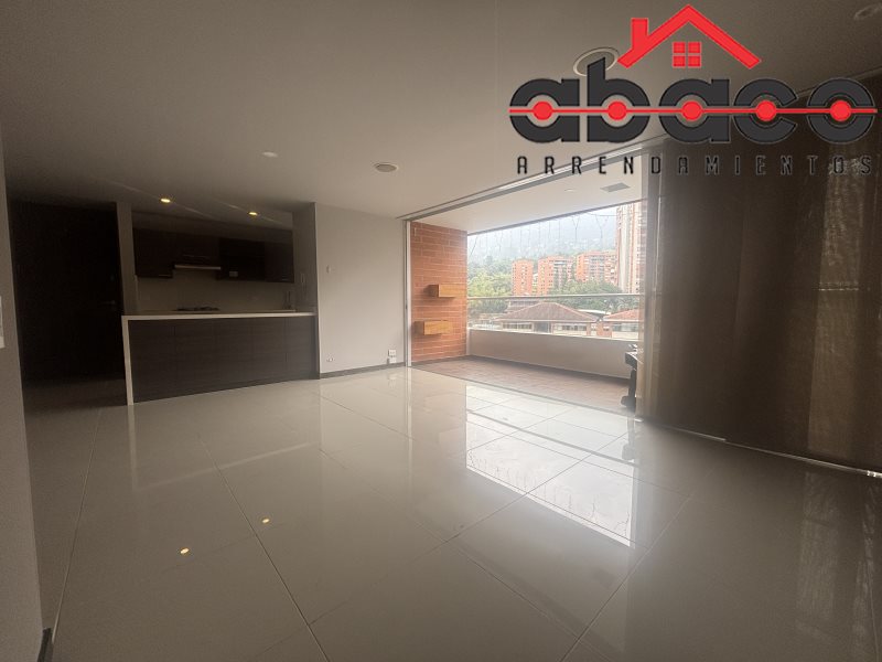 Apartamento disponible para Arriendo en Envigado Cumbres Foto numero 1