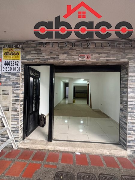 Casa-local disponible para Arriendo en Envigado La Magnolia Foto numero 1
