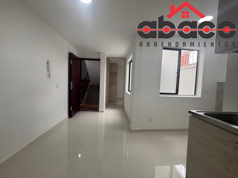 Apartaestudio disponible para Arriendo en Envigado Las Casitas Foto numero 1
