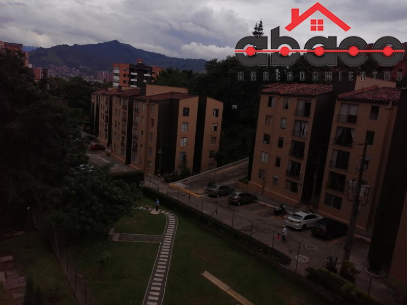 Apartamento disponible para Arriendo en Envigado con un valor de $3,200,000 código 12040