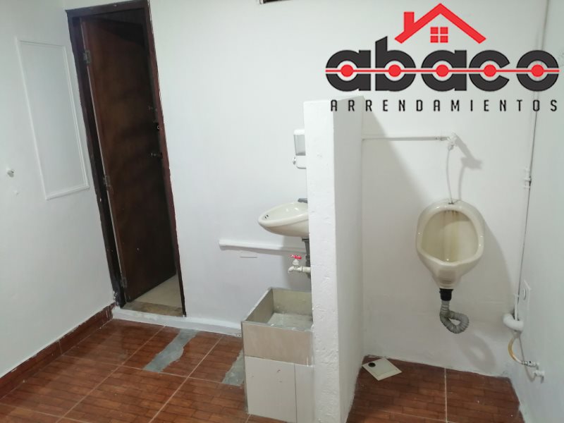 Local disponible para Arriendo en Envigado con un valor de $1,600,000 código 11900