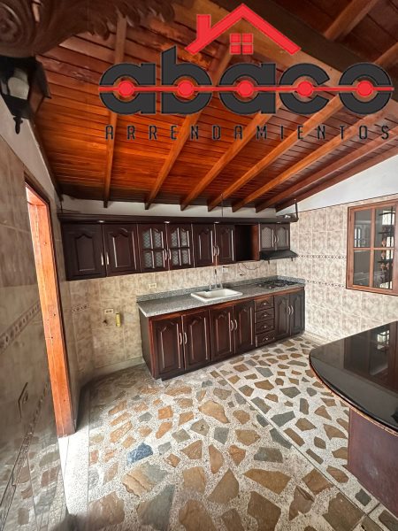 Casa disponible para Arriendo en Envigado Envigado Centro Foto numero 1
