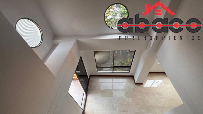Apartamento disponible para Ambos en Envigado con un valor de $5,000,000 - $1,100,000,000 código 13452
