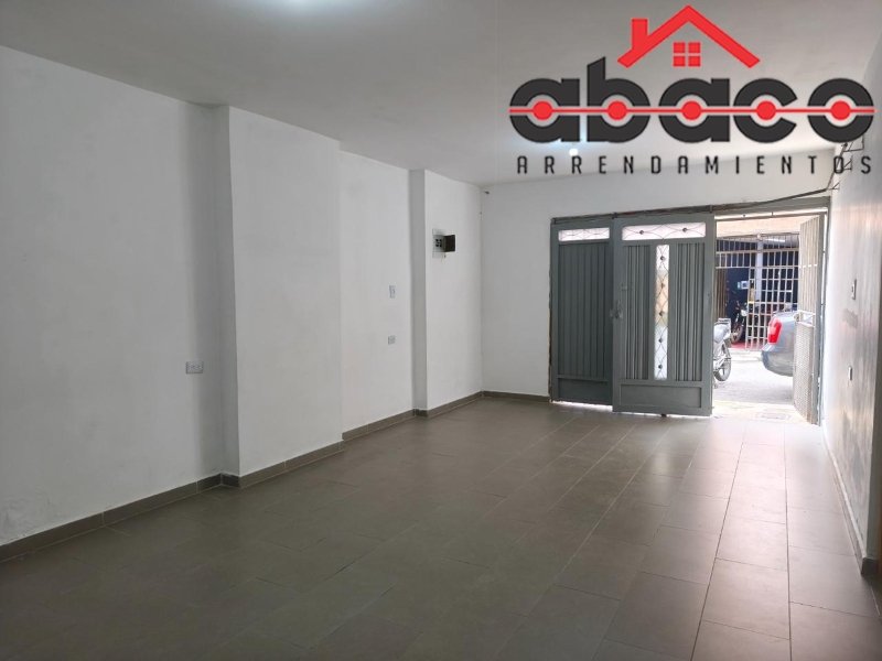 Casa-local disponible para Arriendo en Envigado Las Orquideas Foto numero 1