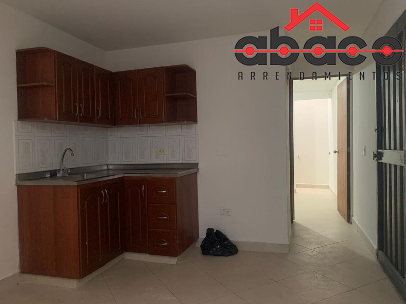 Apartaestudio disponible para Arriendo en Envigado Los Naranjos Foto numero 1