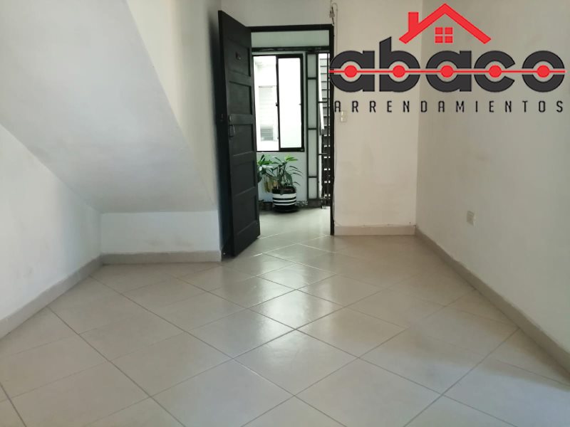 Apartamento disponible para Arriendo en Envigado con un valor de $1,500,000 código 9819
