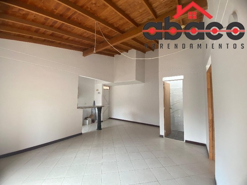 Apartaestudio disponible para Arriendo en Envigado Las Cometas Foto numero 1