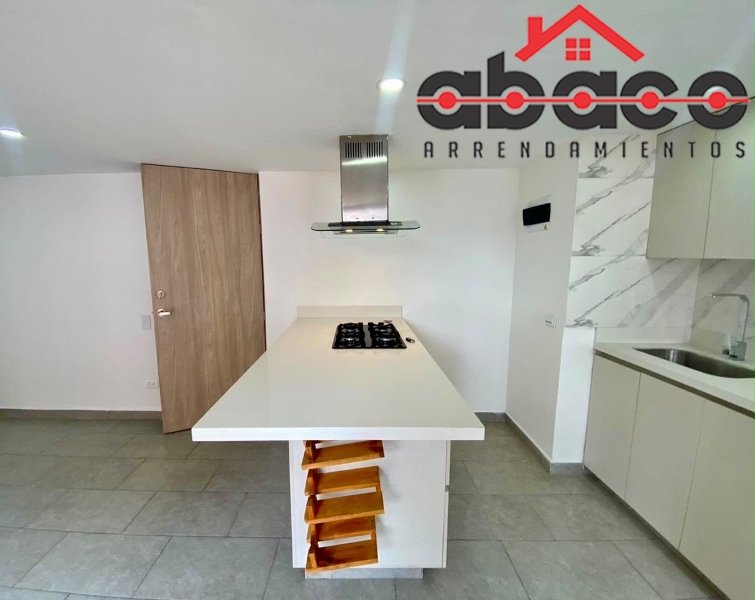 Apartamento disponible para Arriendo en Sabaneta Las Lomitas Foto numero 1