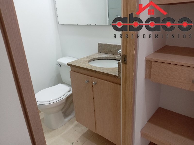 Apartamento disponible para Arriendo en Sabaneta Las Lomitas Foto numero 1