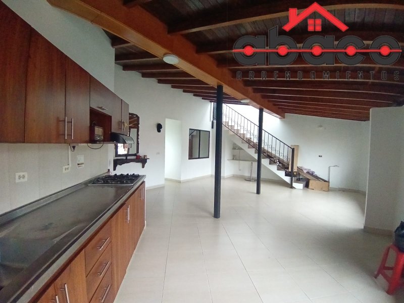 Apartamento disponible para Arriendo en Envigado Los Naranjos Foto numero 1