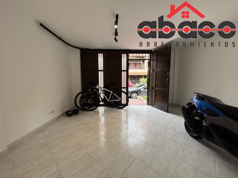 Apartaestudio disponible para Arriendo en Envigado La Paz Foto numero 1