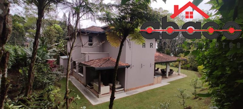 Casa-Finca disponible para Venta en Envigado Loma Del Escobero Foto numero 1