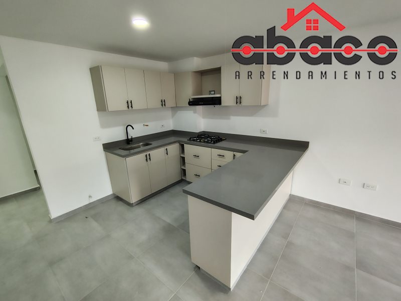 Apartamento disponible para Arriendo en Envigado Los Naranjos Foto numero 1