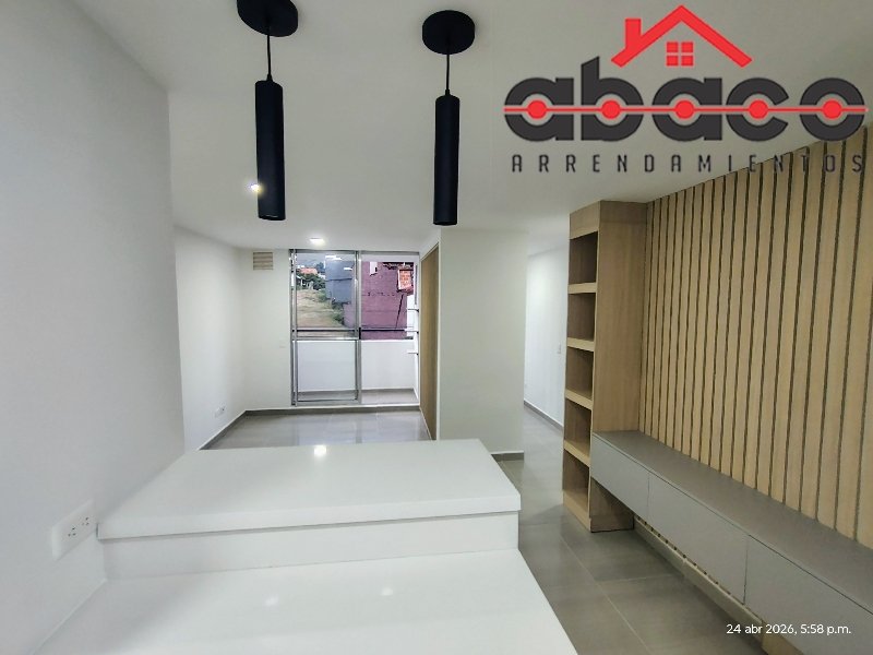 Apartamento disponible para Arriendo en Envigado con un valor de $2,300,000 código 13942