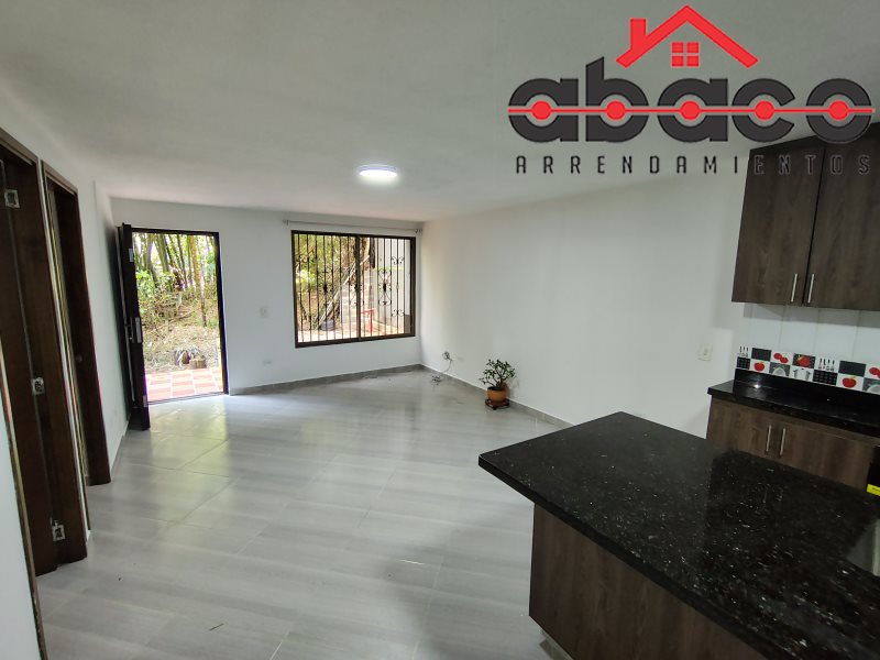 Apartamento disponible para Arriendo en Envigado con un valor de $1,800,000 código 12102