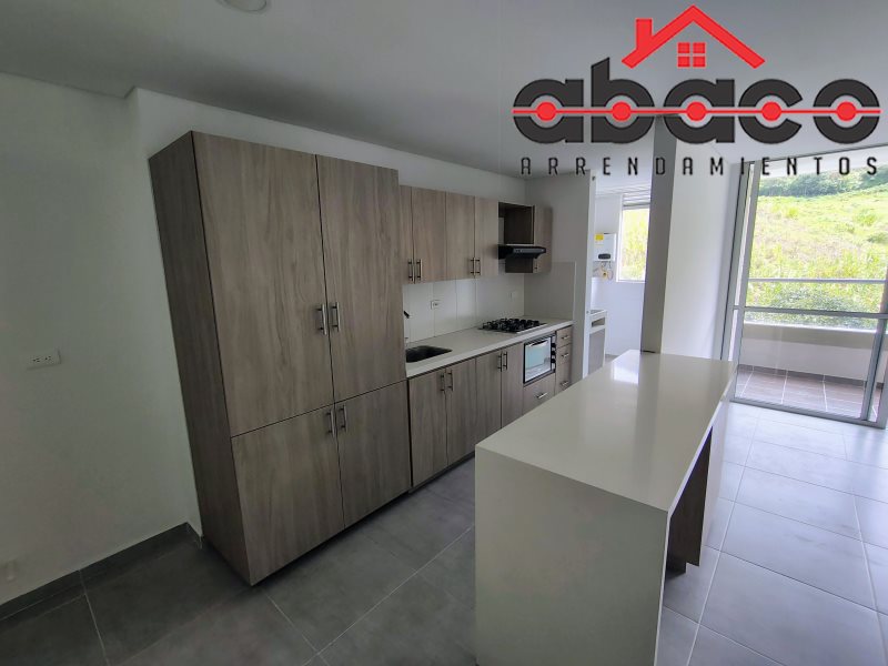 Apartamento disponible para Arriendo en Envigado con un valor de $3,400,000 código 13590