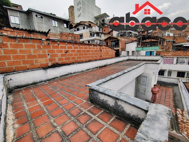 Casa disponible para Arriendo en Envigado Uribe Angel Foto numero 1