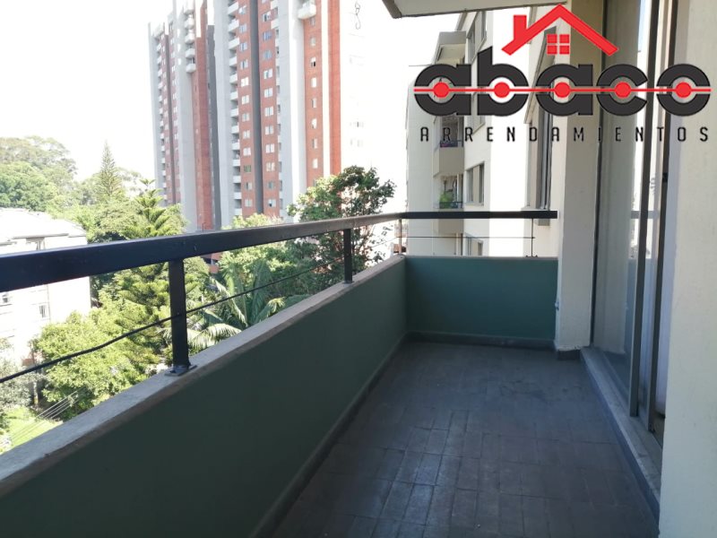 Apartamento disponible para Arriendo en Envigado con un valor de $2,400,000 código 12711