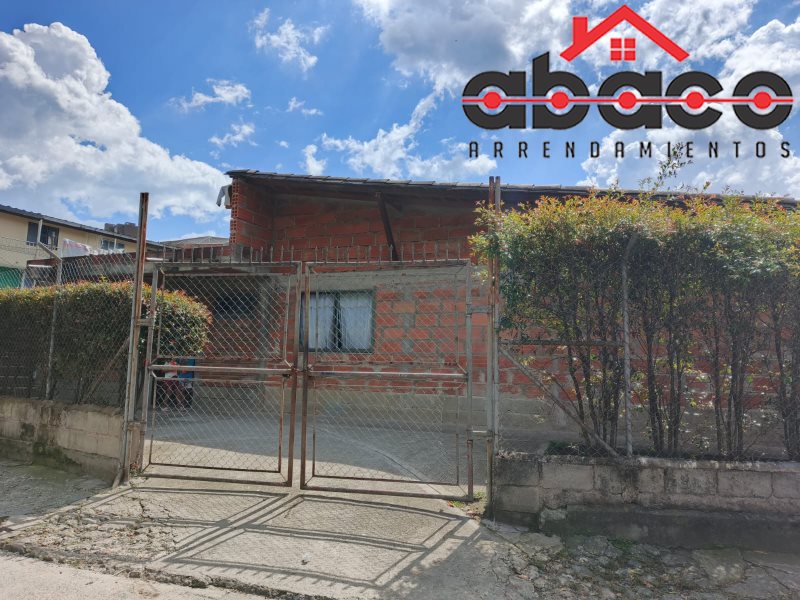 Casa-local disponible para Arriendo en La Estrella La Tablaza Foto numero 1