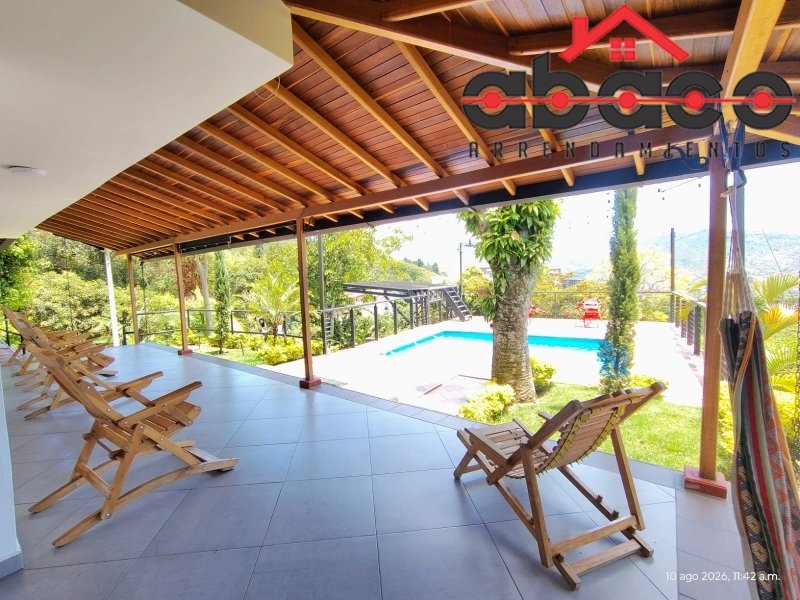 Casa-local disponible para Arriendo en Envigado Las Antillas Foto numero 1
