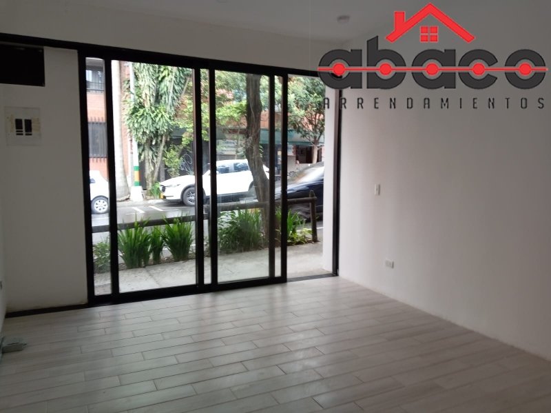 Local disponible para Arriendo en Envigado Guanteros Foto numero 1